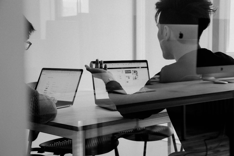 Customer experience team collaborating in a modern operations centre on unified account views